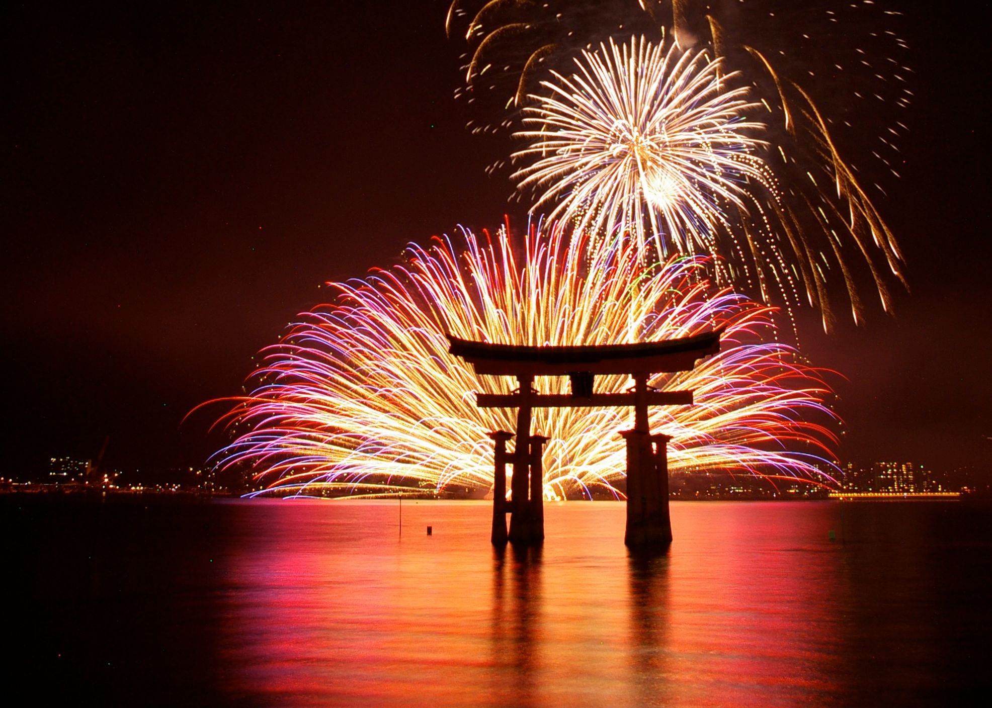 7 Must See Fireworks Festivals In Japan This Summer